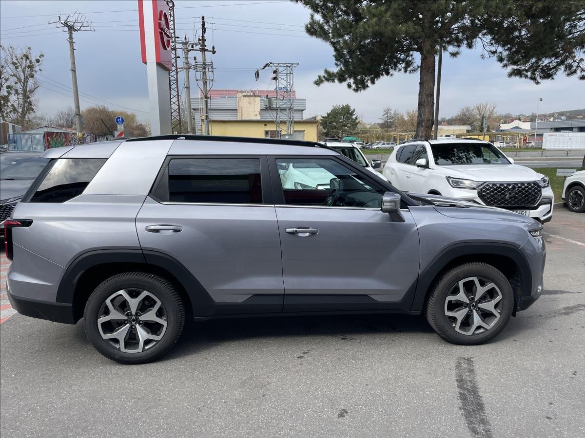 SsangYong Torres SUV / Terénní 1,5 l 120 kw
