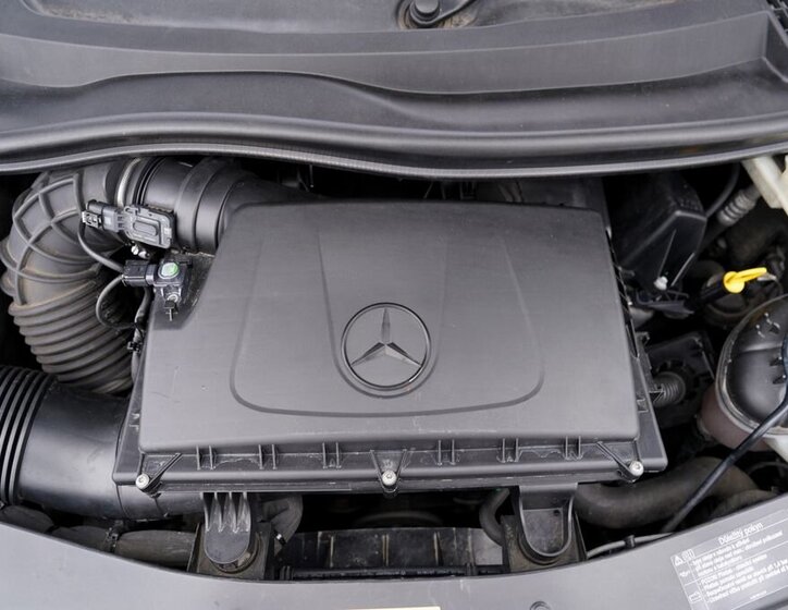 Mercedes-Benz Třídy V MPV 2,1 l 140 kw