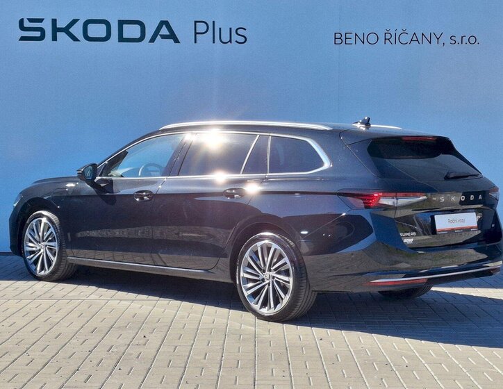 Škoda Superb Kombi 1,5 l 150 kw