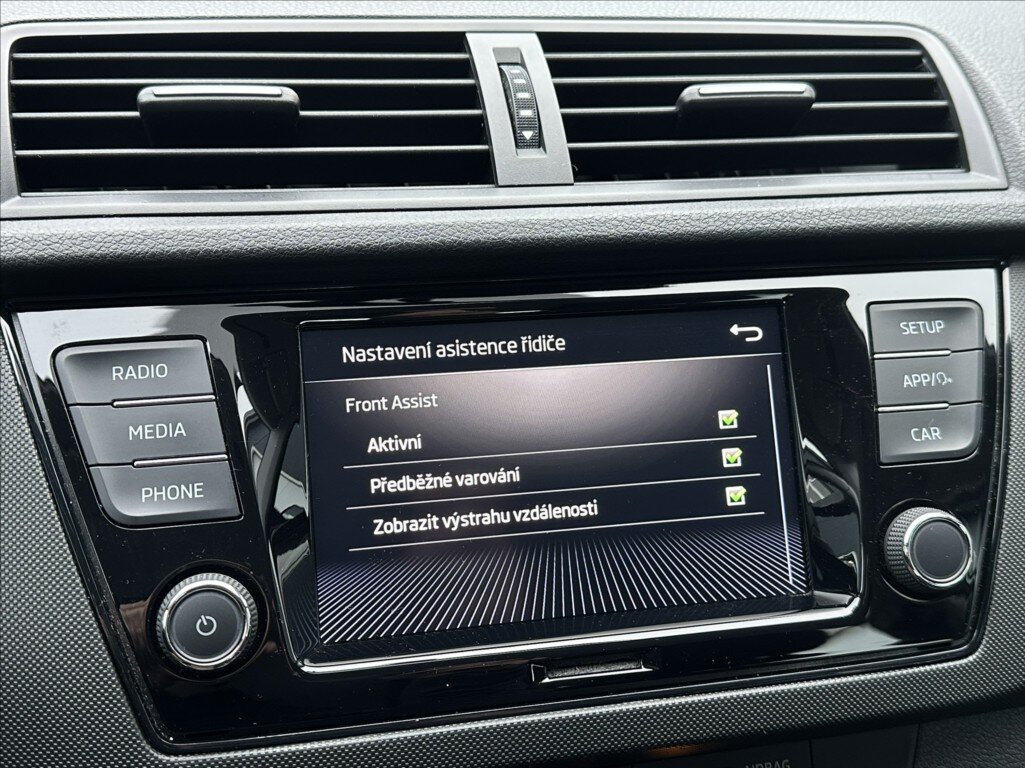 Škoda Fabia Hatchback 999,0 70 kw