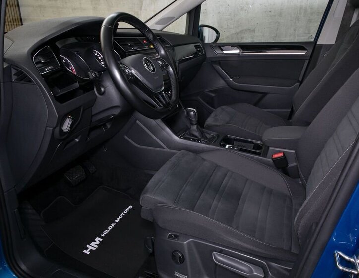 Volkswagen Touran 11
