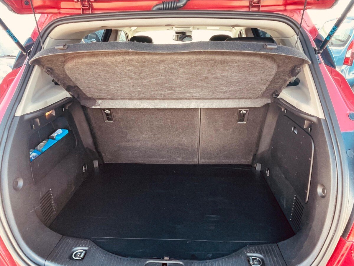 Opel Mokka SUV / Terénní 1,7 l 96 kw