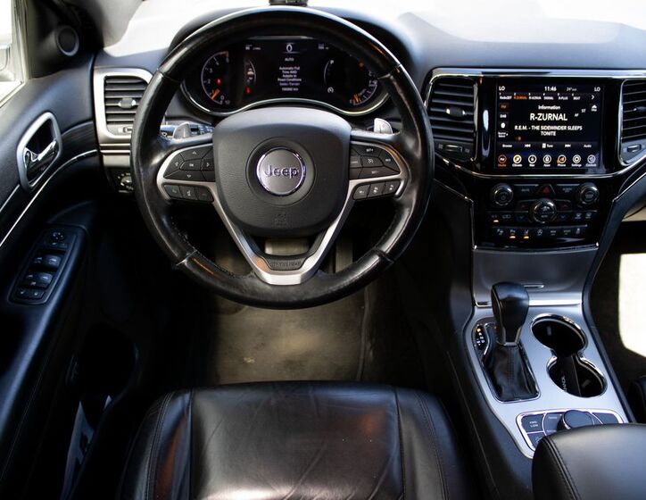 Jeep Grand Cherokee 11