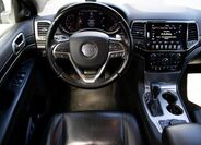 Jeep Grand Cherokee 11