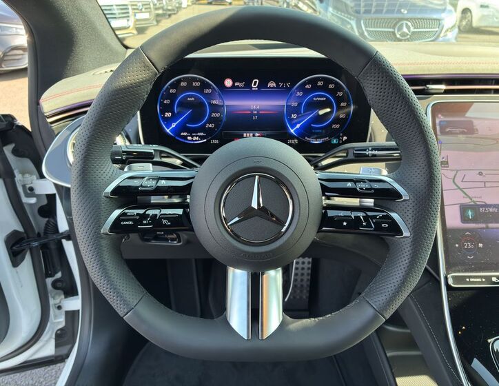 Mercedes-Benz EQE 18