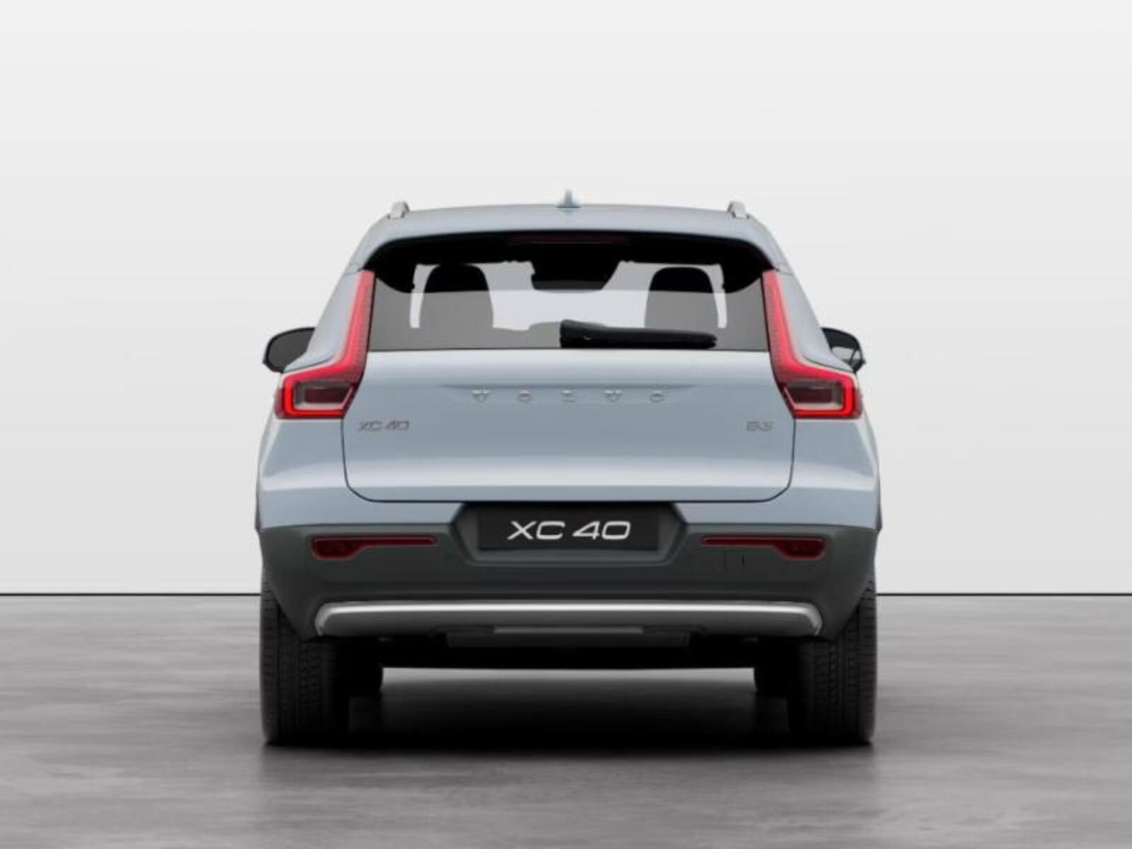 Volvo XC40 6