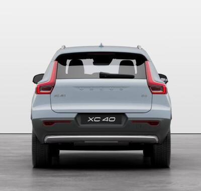 Volvo XC40 6