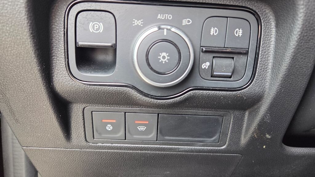 Mercedes-Benz Třídy T MPV 1,5 l 85 kw