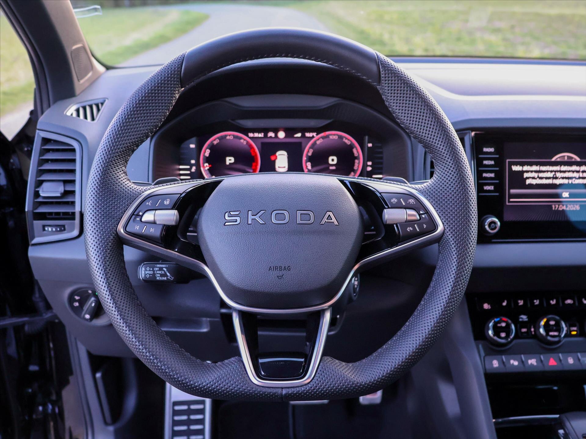 Škoda Karoq SUV / Terénní 2,0 l 110 kw