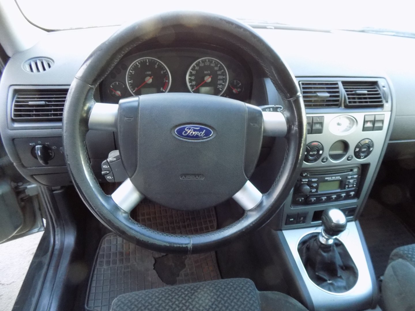 Ford Mondeo Kombi 2,0 l 107 kw
