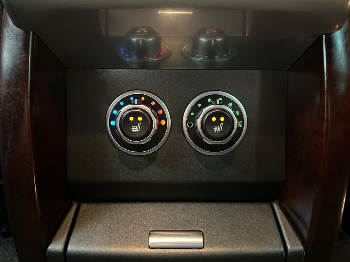 Land Rover Range Rover SUV / Terénní 4,4 l 230 kw