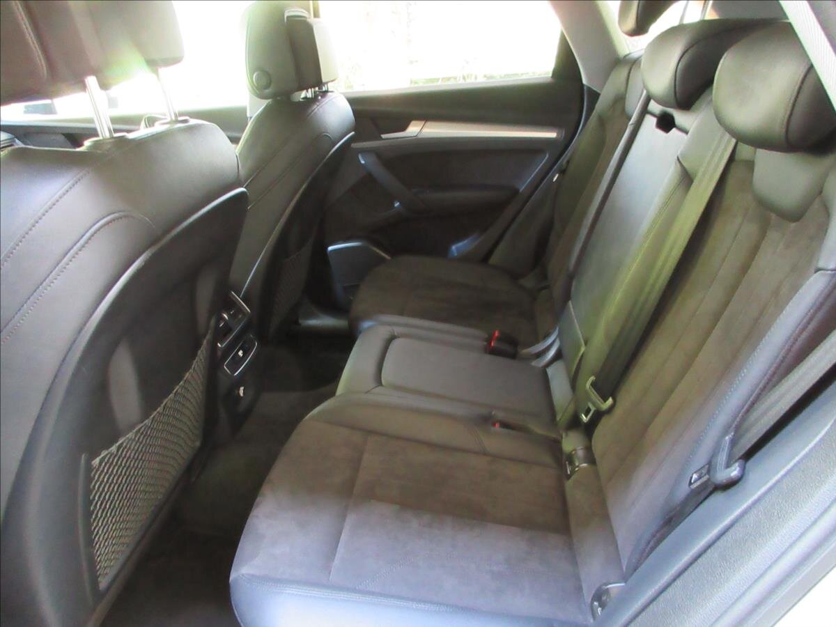 Audi Q5 SUV / Terénní 2,0 l 140 kw