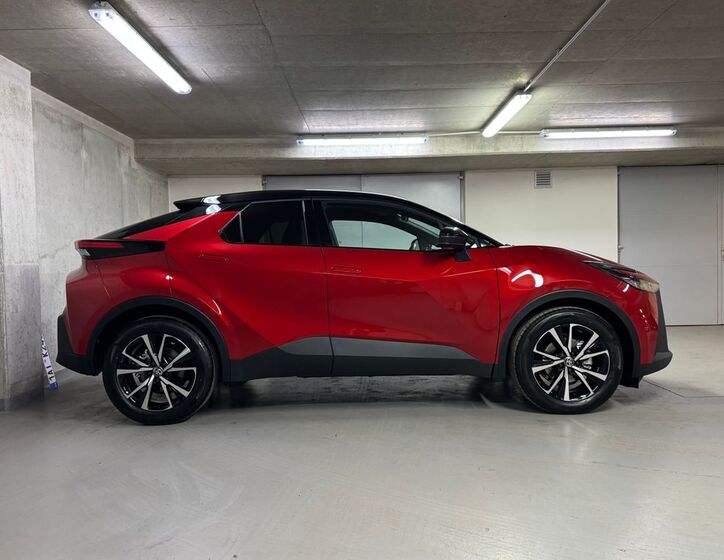 Toyota C-HR Hatchback 1,8 l 90 kw