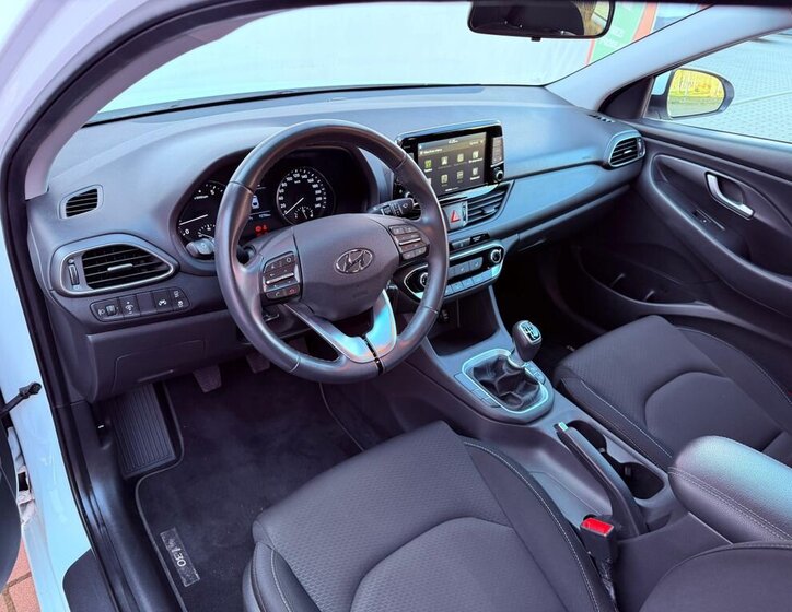 Hyundai i30 Hatchback 1,4 l 103 kw