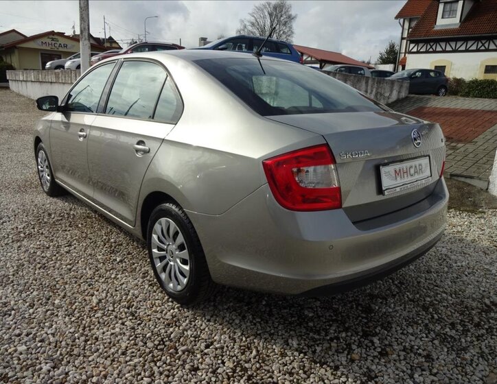 Škoda Rapid Sedan / Limuzína 1,2 l 66 kw