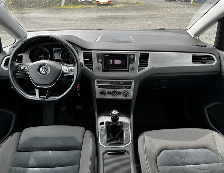 Volkswagen Golf Sportsvan 13