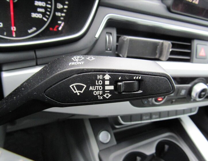 Audi A4 Sedan 2,0 l 110 kw