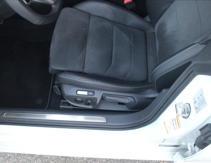 Volkswagen Arteon Liftback 2,0 l 147 kw