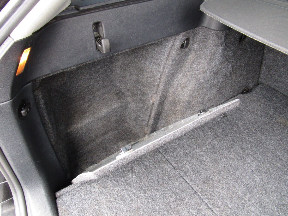 Škoda Octavia Kombi 2,0 l 103 kw