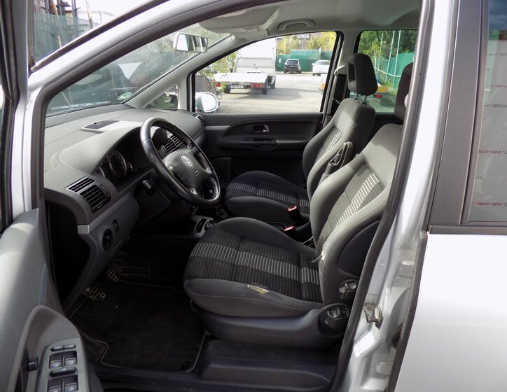 Volkswagen Sharan 17