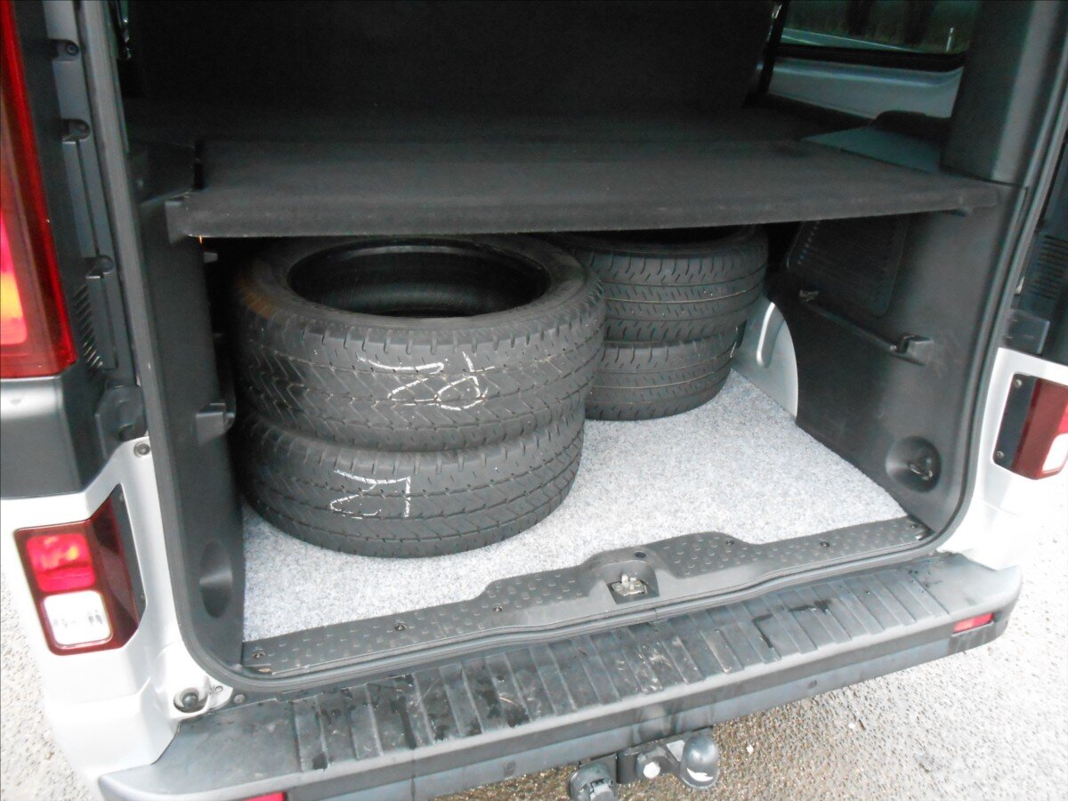 Opel Vivaro Kombi 1,6 l 92 kw