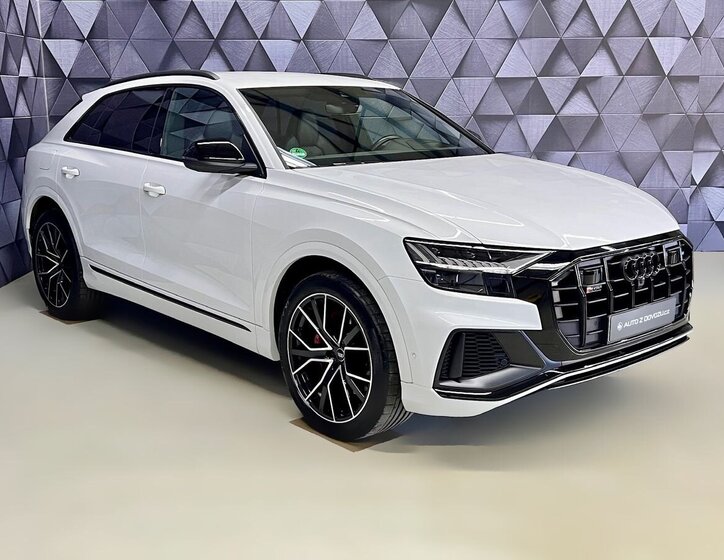 Audi SQ8 SUV 4,0 l 373 kw