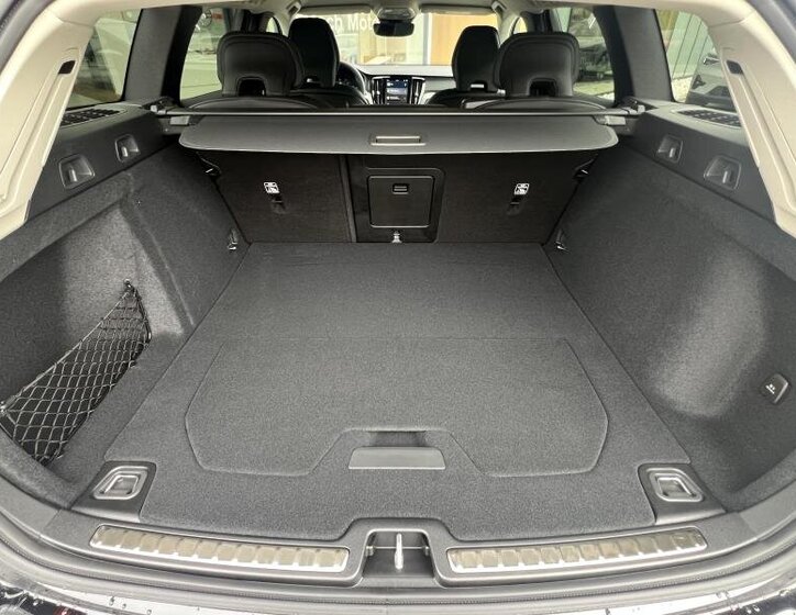 Volvo V60 Kombi 2,0 l 145 kw