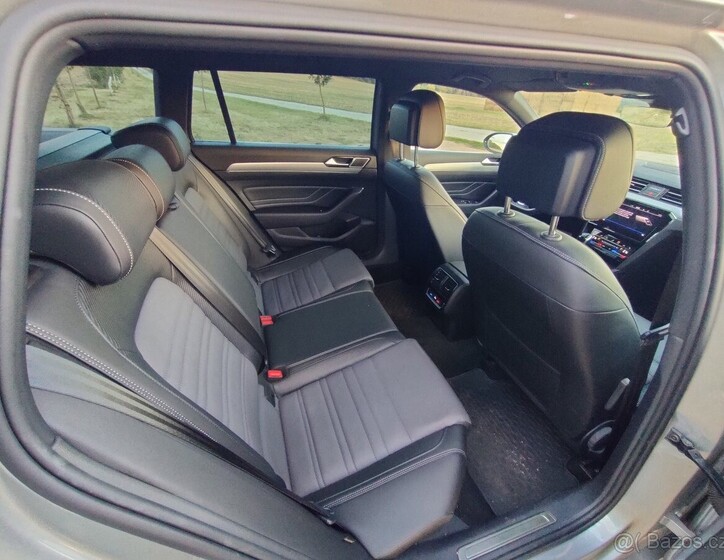 Volkswagen Passat 11