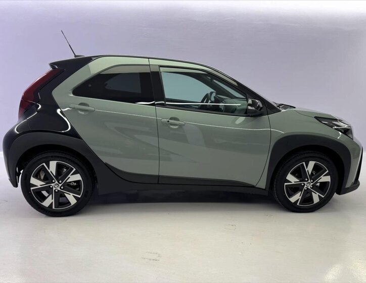 Toyota Aygo Hatchback 1,5 l 85 kw