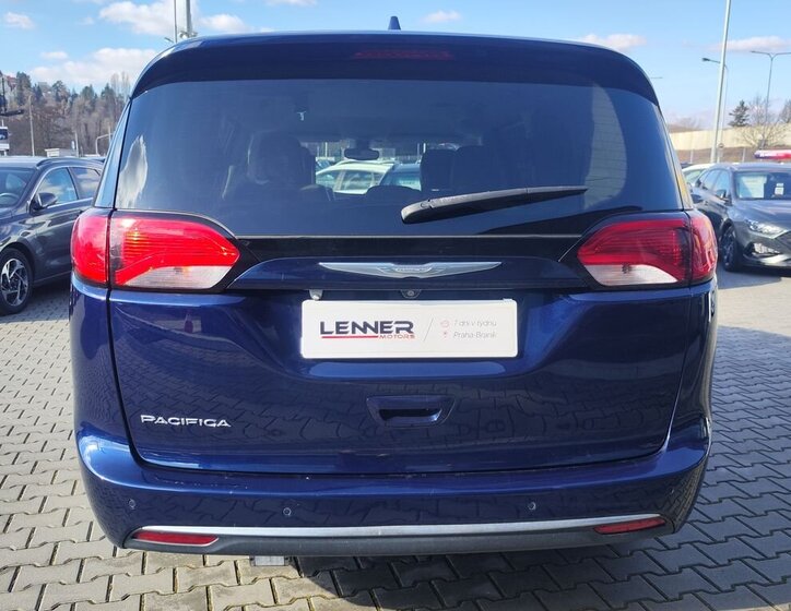 Chrysler Pacifica MPV 3,6 l 211 kw