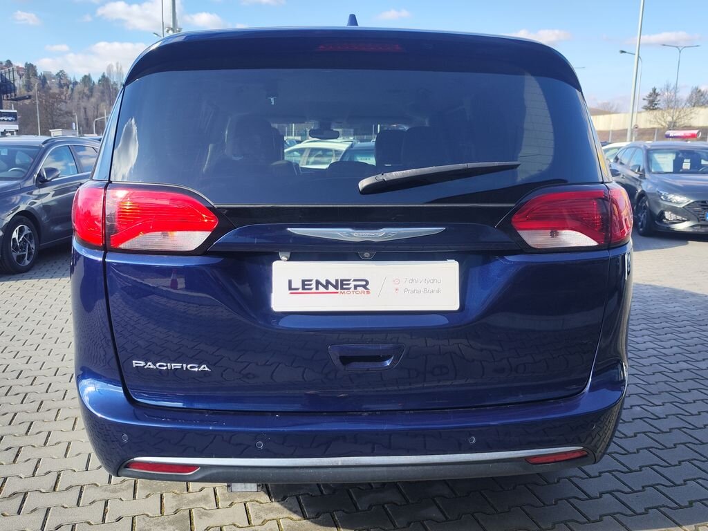 Chrysler Pacifica MPV 3,6 l 211 kw