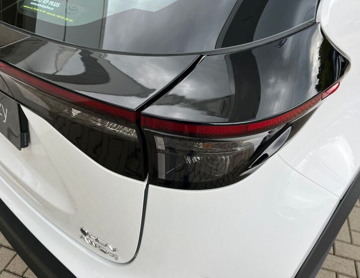 Toyota Yaris Cross 12