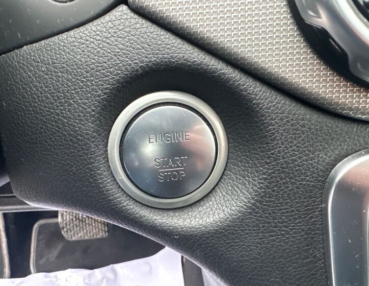 Mercedes-Benz GLA 17