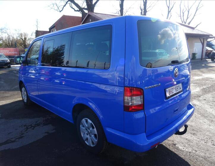 Volkswagen Caravelle 5