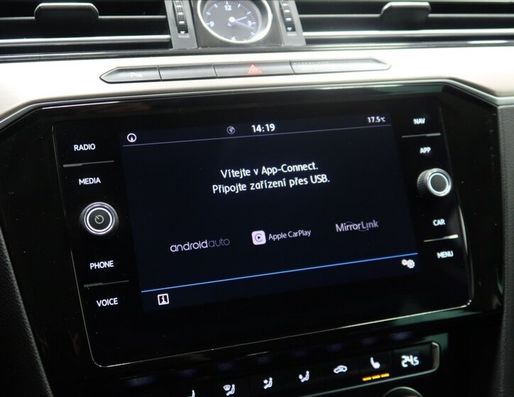 Volkswagen Passat Kombi 2,0 l 140 kw