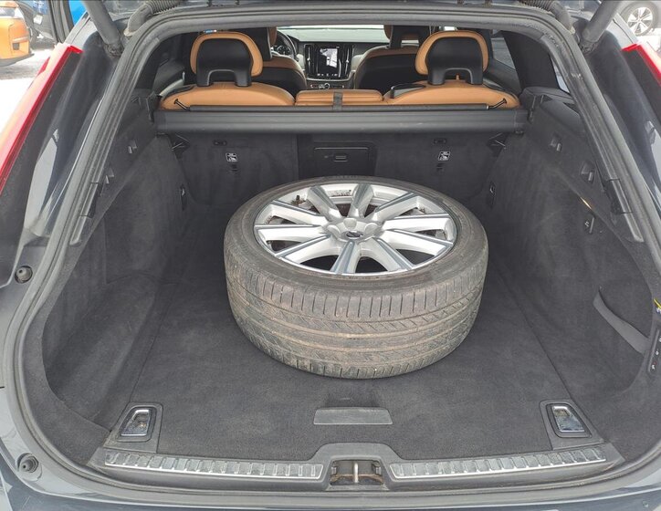 Volvo V90 Kombi 2,0 l 187 kw