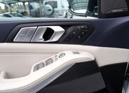 BMW X7 SUV / Terénní 3,0 l 250 kw