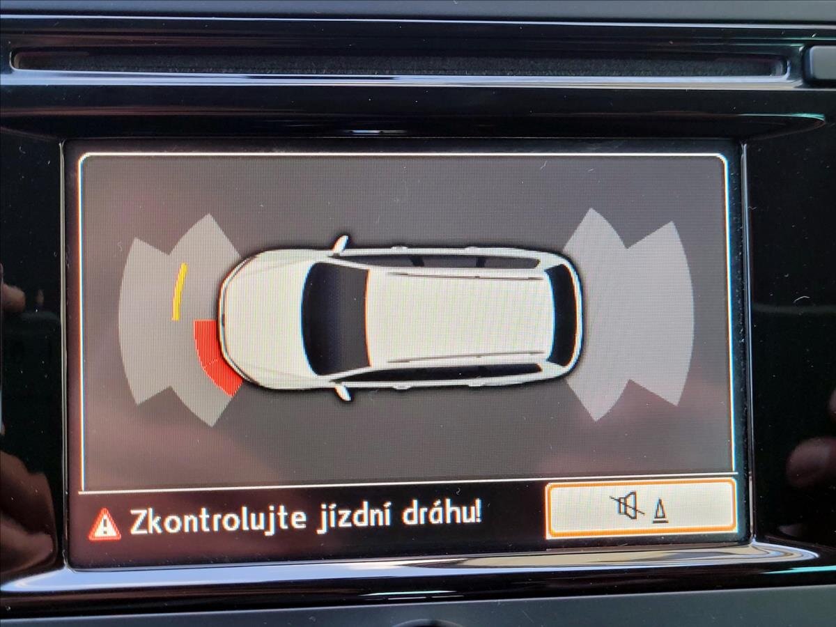 Volkswagen Passat Kombi 1,4 l 90 kw