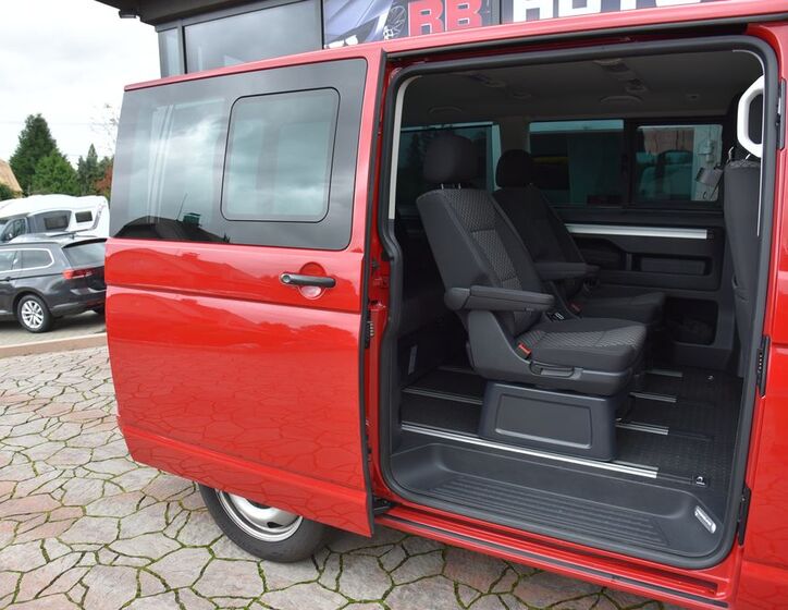 Volkswagen Multivan 19