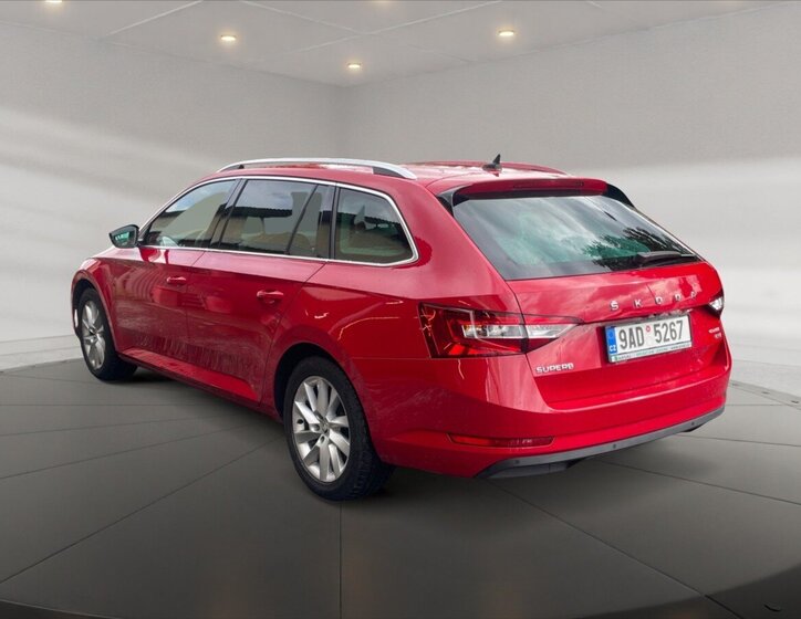 Škoda Superb 4