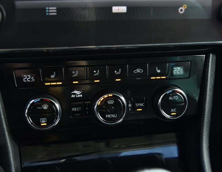 Škoda Superb Liftback 2,0 l 110 kw