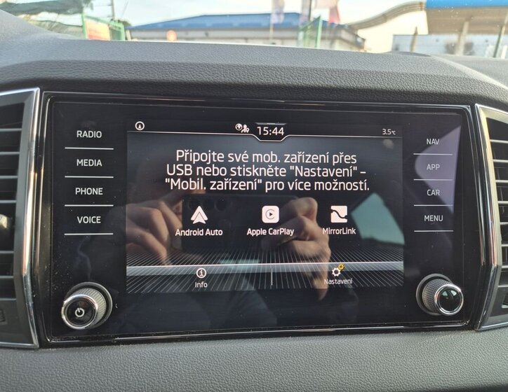 Škoda Karoq SUV 1,5 l 110 kw