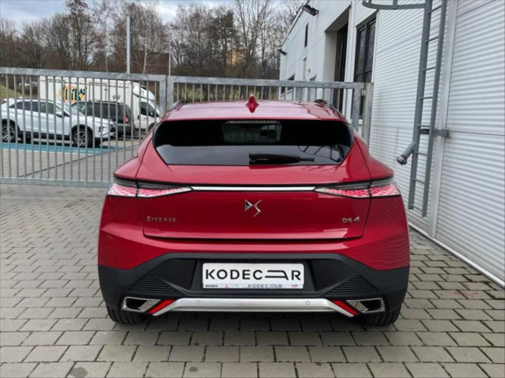 DS Automobiles DS4