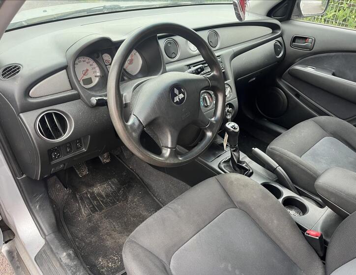 Mitsubishi Outlander 9