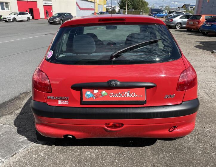 Peugeot 206 6