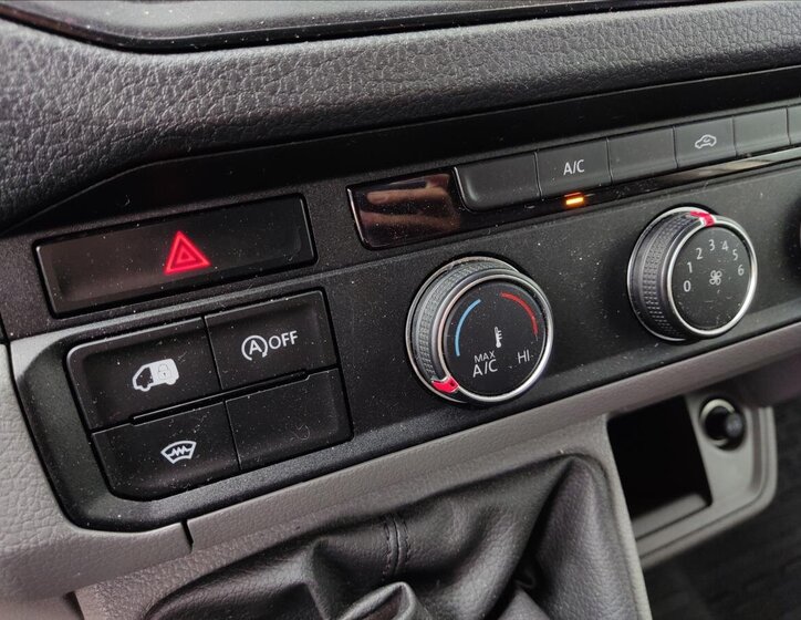 Volkswagen Crafter 13