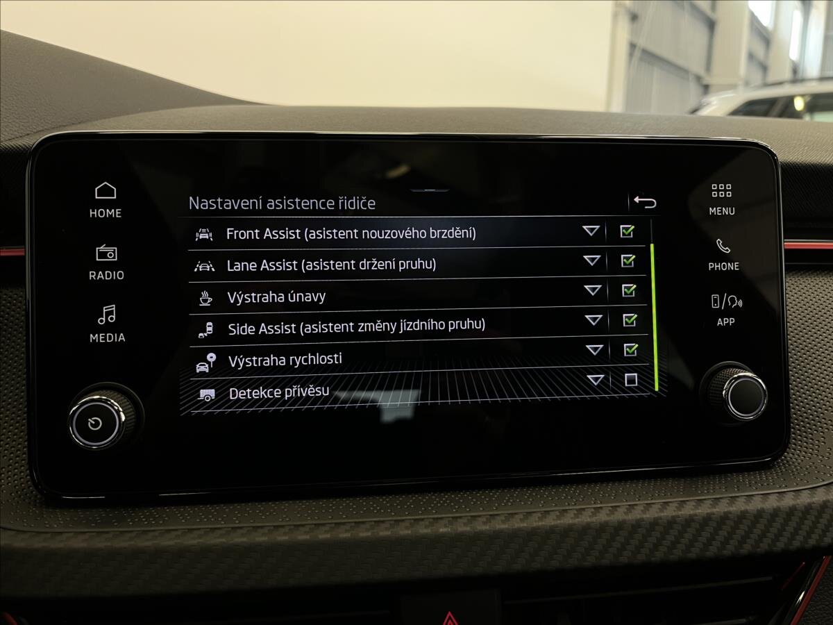 Škoda Scala Hatchback 999,0 85 kw