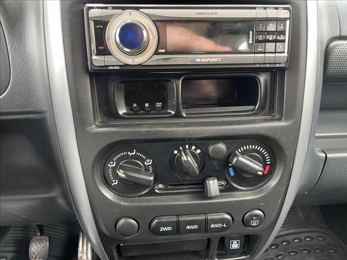 Suzuki Jimny SUV / Terénní 1,3 l 63 kw