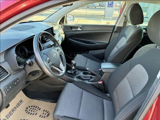 Hyundai Tucson SUV / Terénní 1,6 l 100 kw