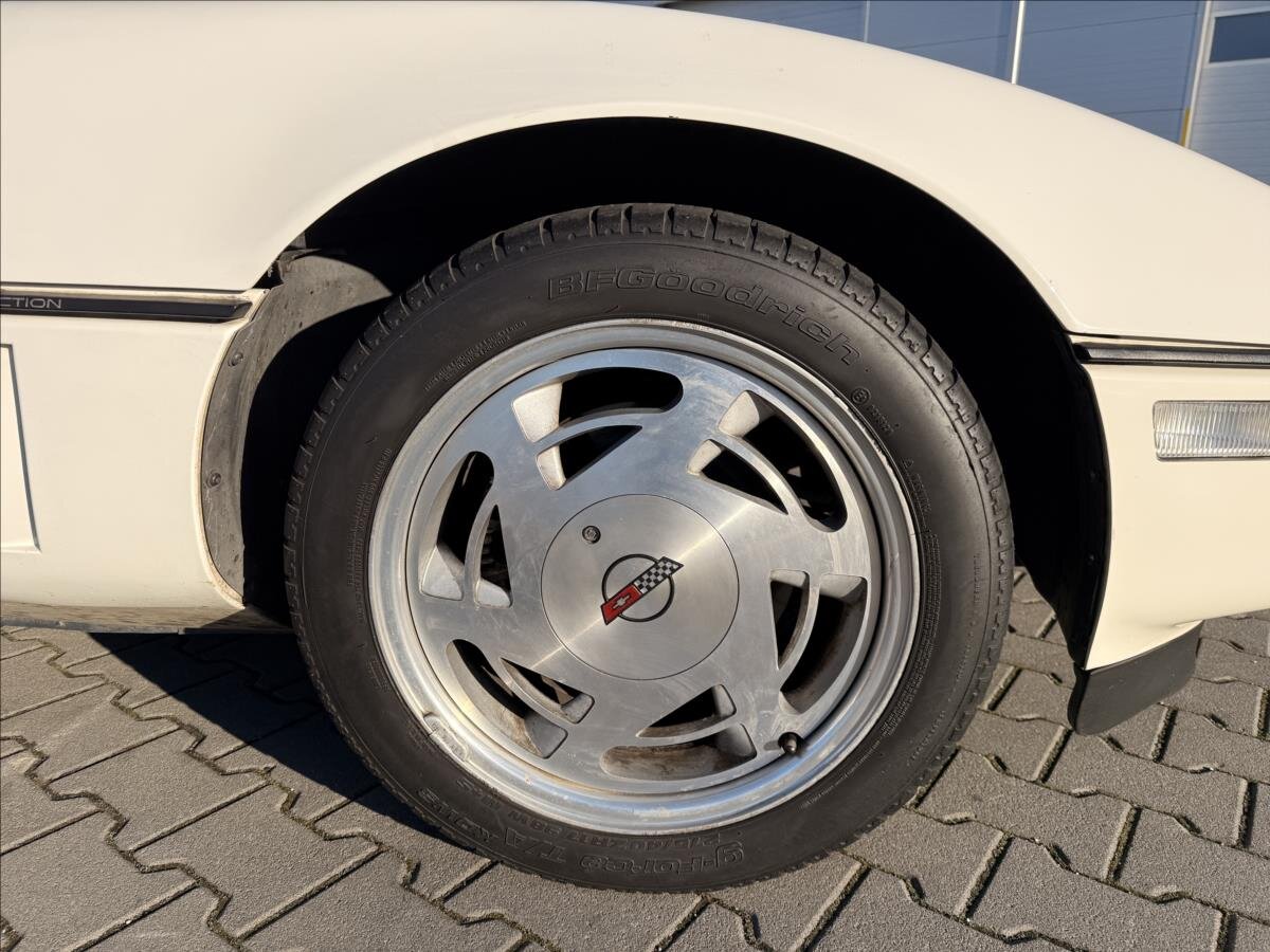 Chevrolet Corvette Kupé 5,7 l 210 kw